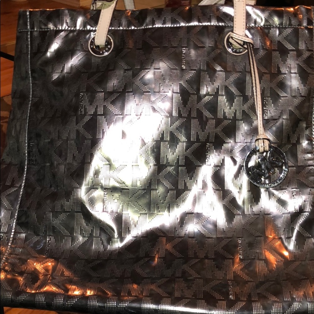 Micheal Kors Toe Bag